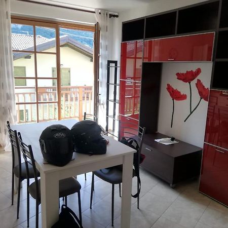 Casa Ibisco Apartment Tenno Bagian luar foto
